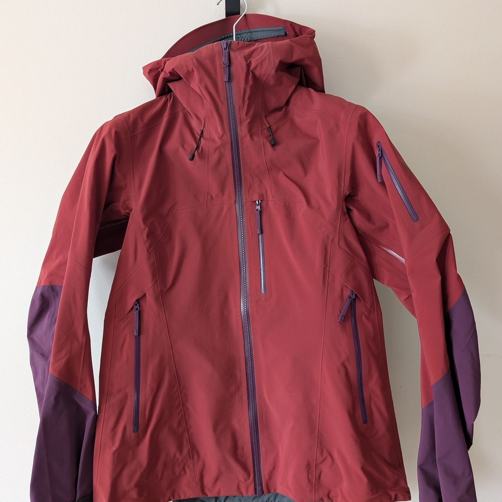 Arc'teryx Women's Revinna Snowboarding Gore-Tex Shell Jacket